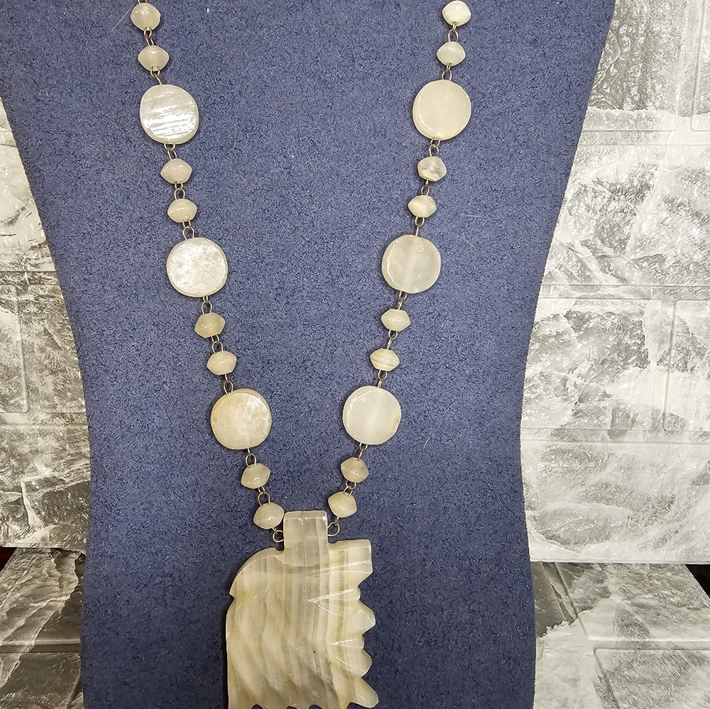 Quartz Tribal Necklace 18 Inch